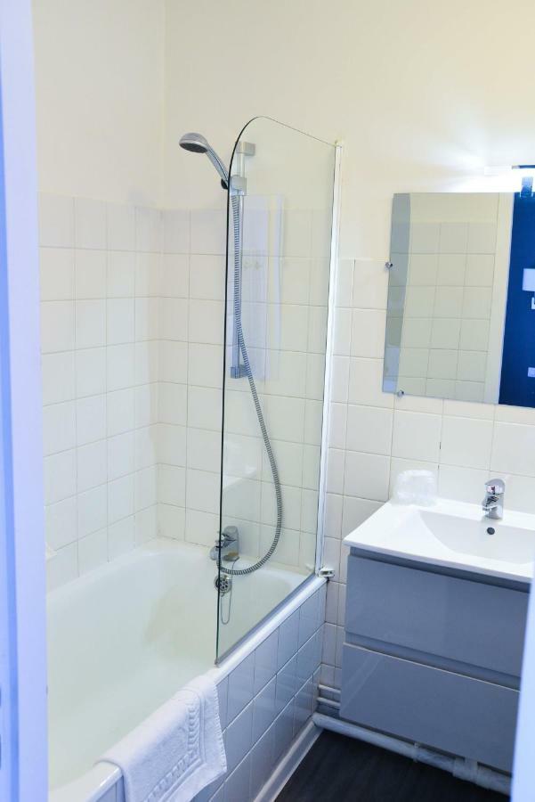 Cit'Hotel L'Europe - Cholet Gare Exterior photo